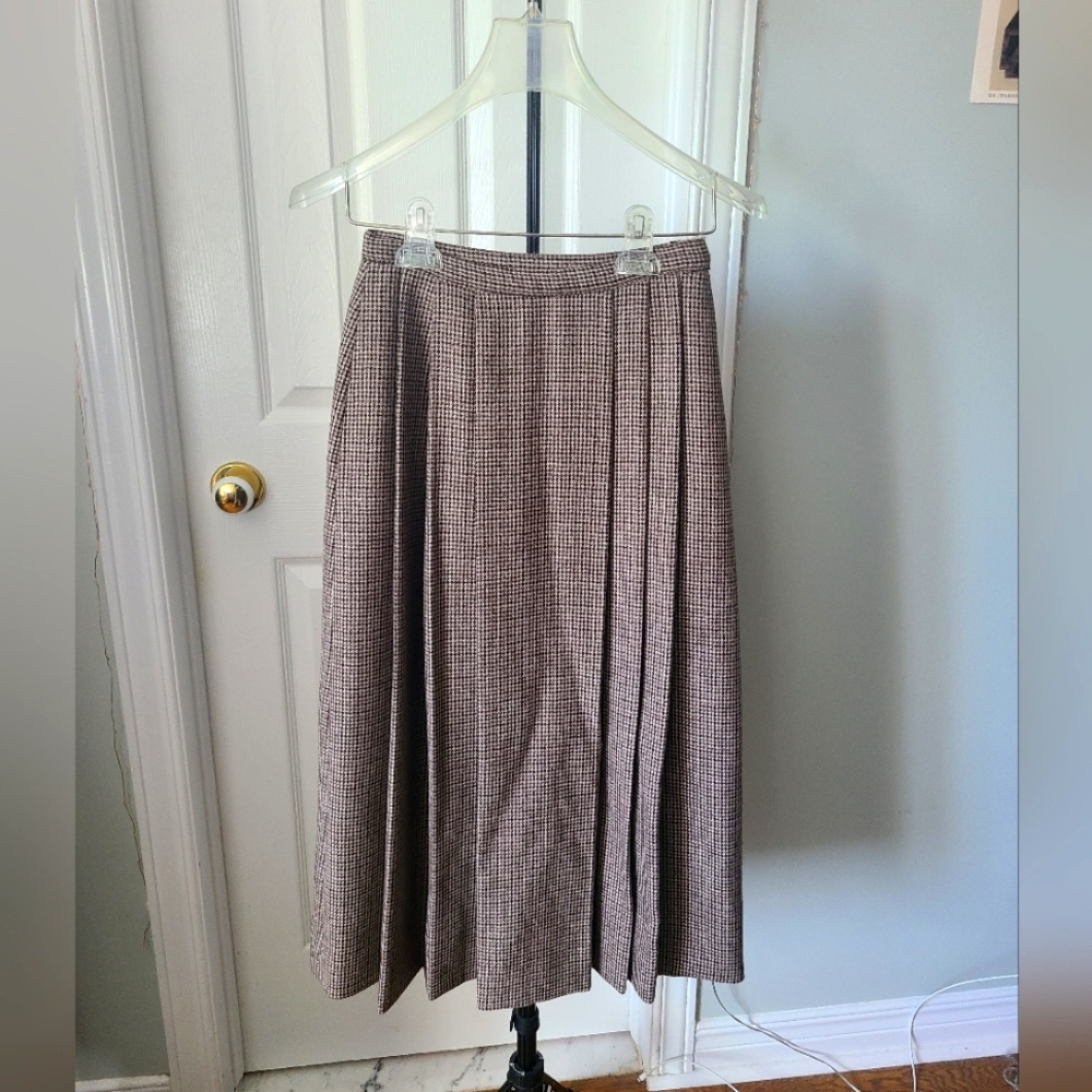 Vintage Christian dior 100% wool pleated skirt